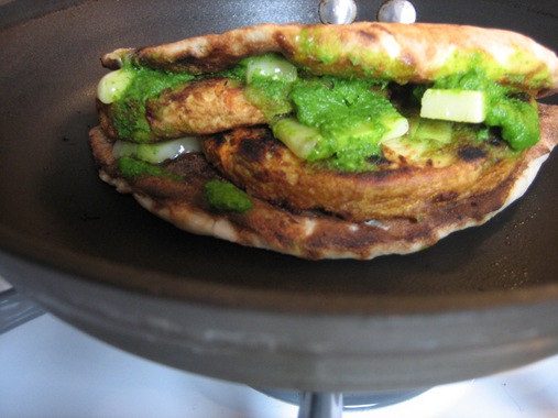 masala-kulcha-burger.jpg