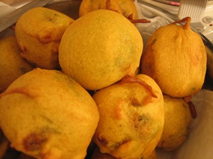 fried-vadas-for-vada-pav-thumb.jpg