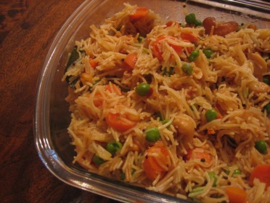 15-minute-indian-chinese-noodles